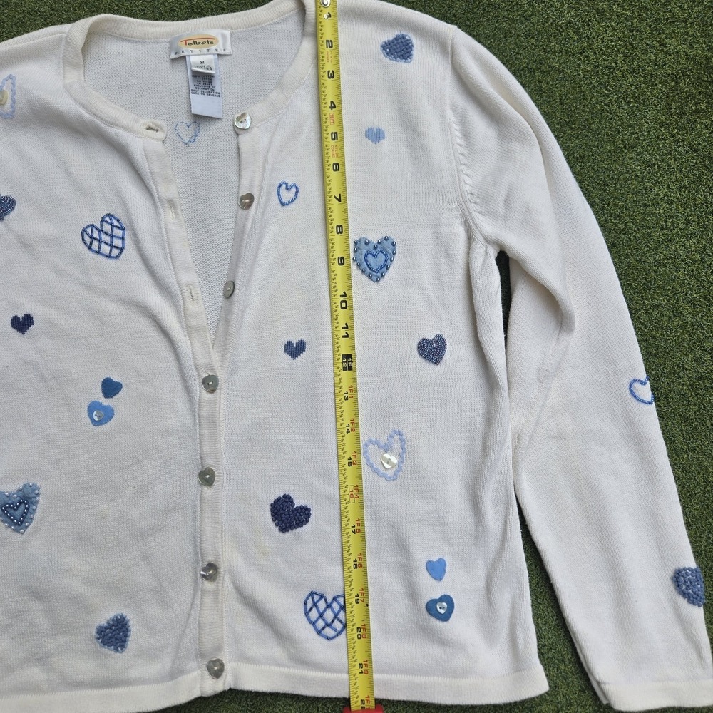 Women Heart Print Cardigan Sweater Light Gray Blue Hearts Button Front Knit M - Picture 3 of 11